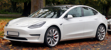 ឆ្នាំ 2019_Tesla_Model_3_Performance_AWD_Front.jpg